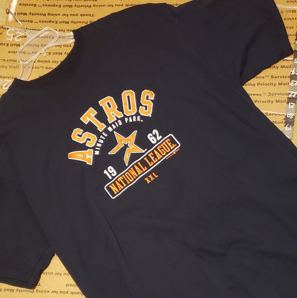 Mens Astros tshirt